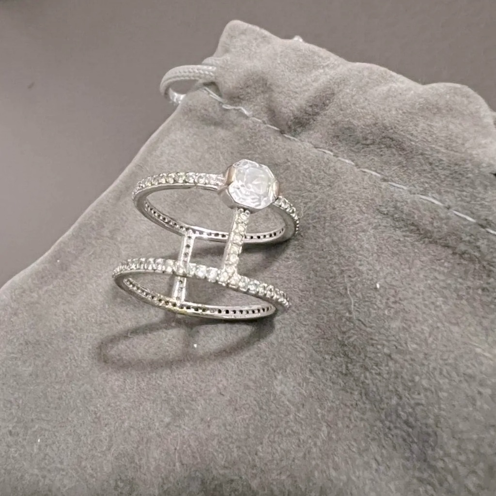 Henri Bendel Luxe Swarovski Crystal Double Cage Silver Ring Size 7
